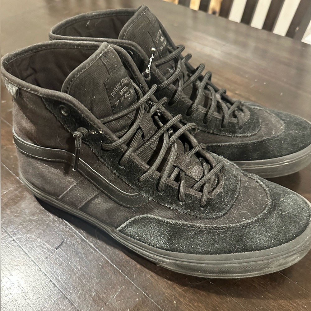 Vans High Top - Gilbert Crockett Size 11